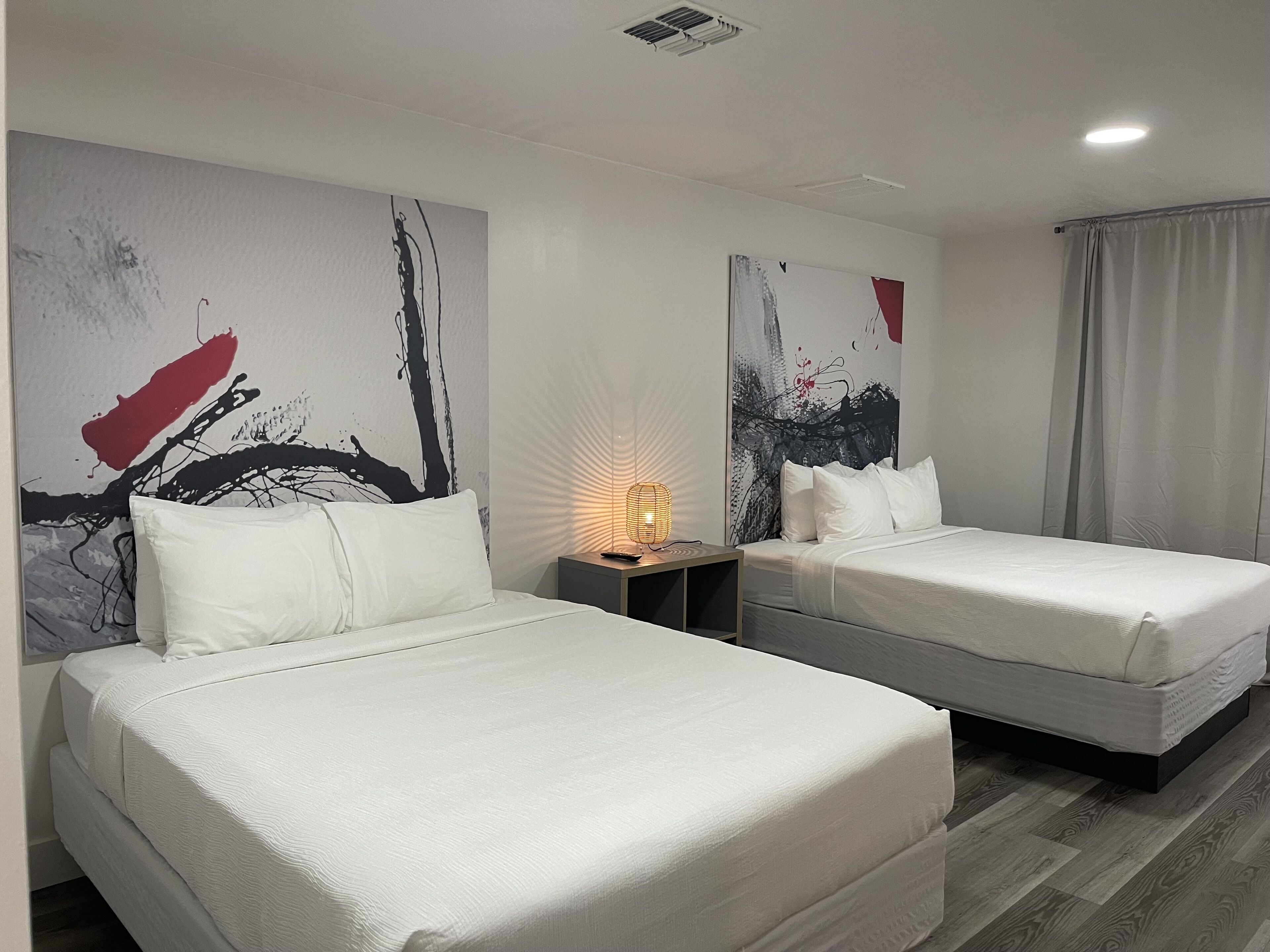 deluxe suite | premium bedding, in-room safe, individually furnished, desk