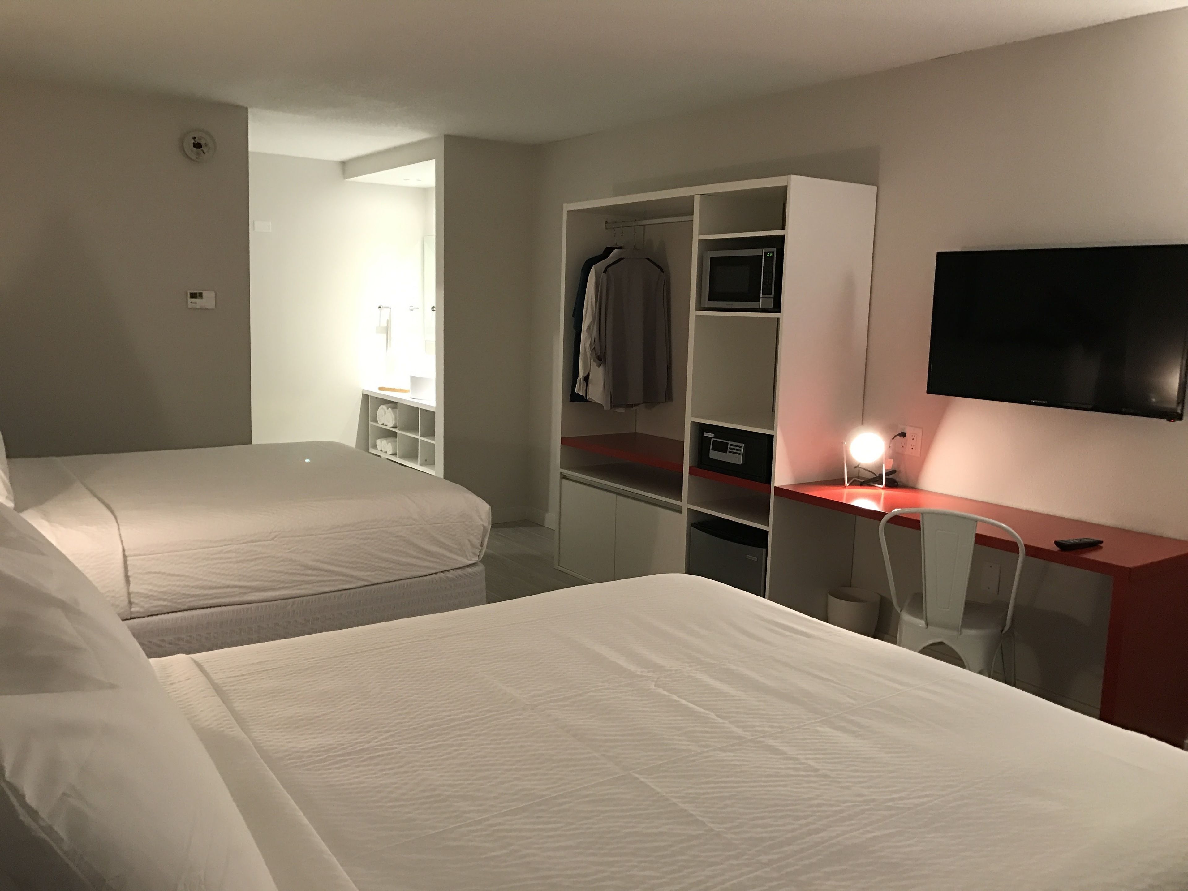 premium bedding, in-room safe, individually furnished, desk