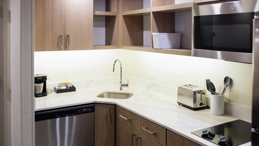 Homewood Suites by Hilton Tulsa South Medical District