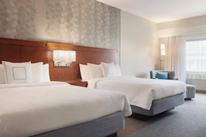 Premium bedding, in-room safe, desk, laptop workspace
