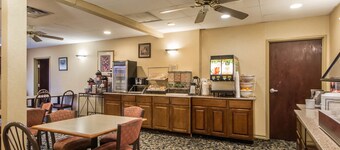 Rodeway Inn & Suites East/I-44