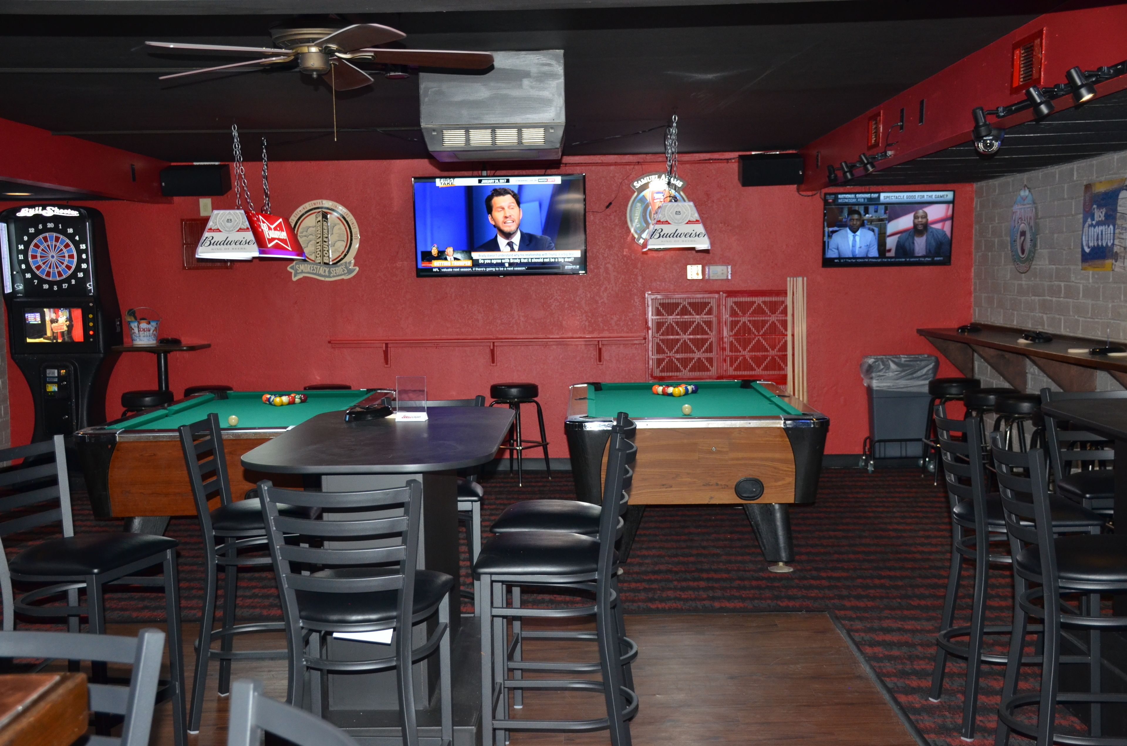 Photo - Days Inn by Wyndham Southern Hills/ORU