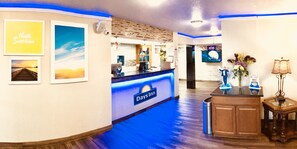 チェックイン / チェックアウト キオスク