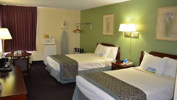 Caja de seguridad en la habitación y escritorio