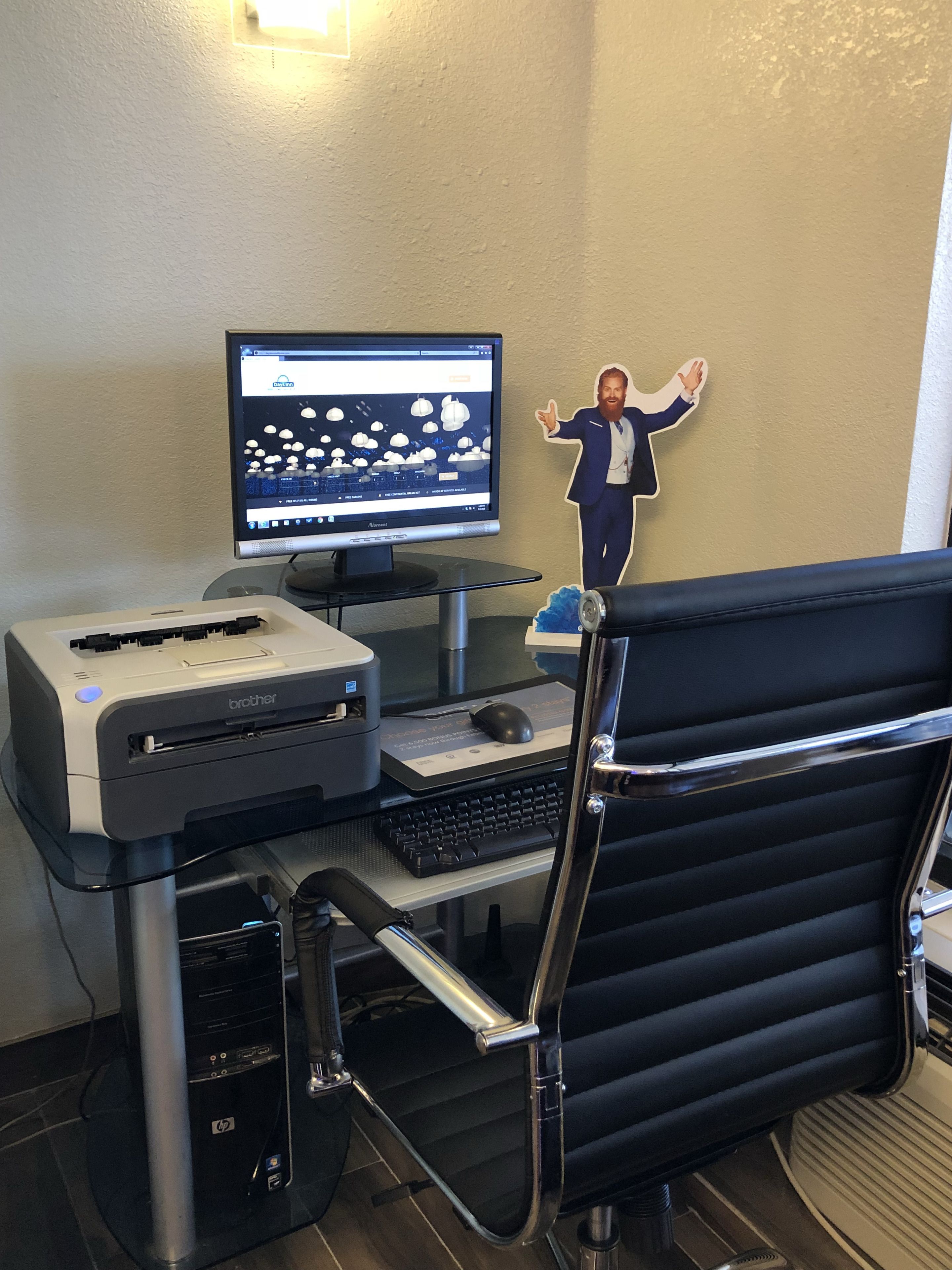 Photo - Days Inn by Wyndham Southern Hills/ORU