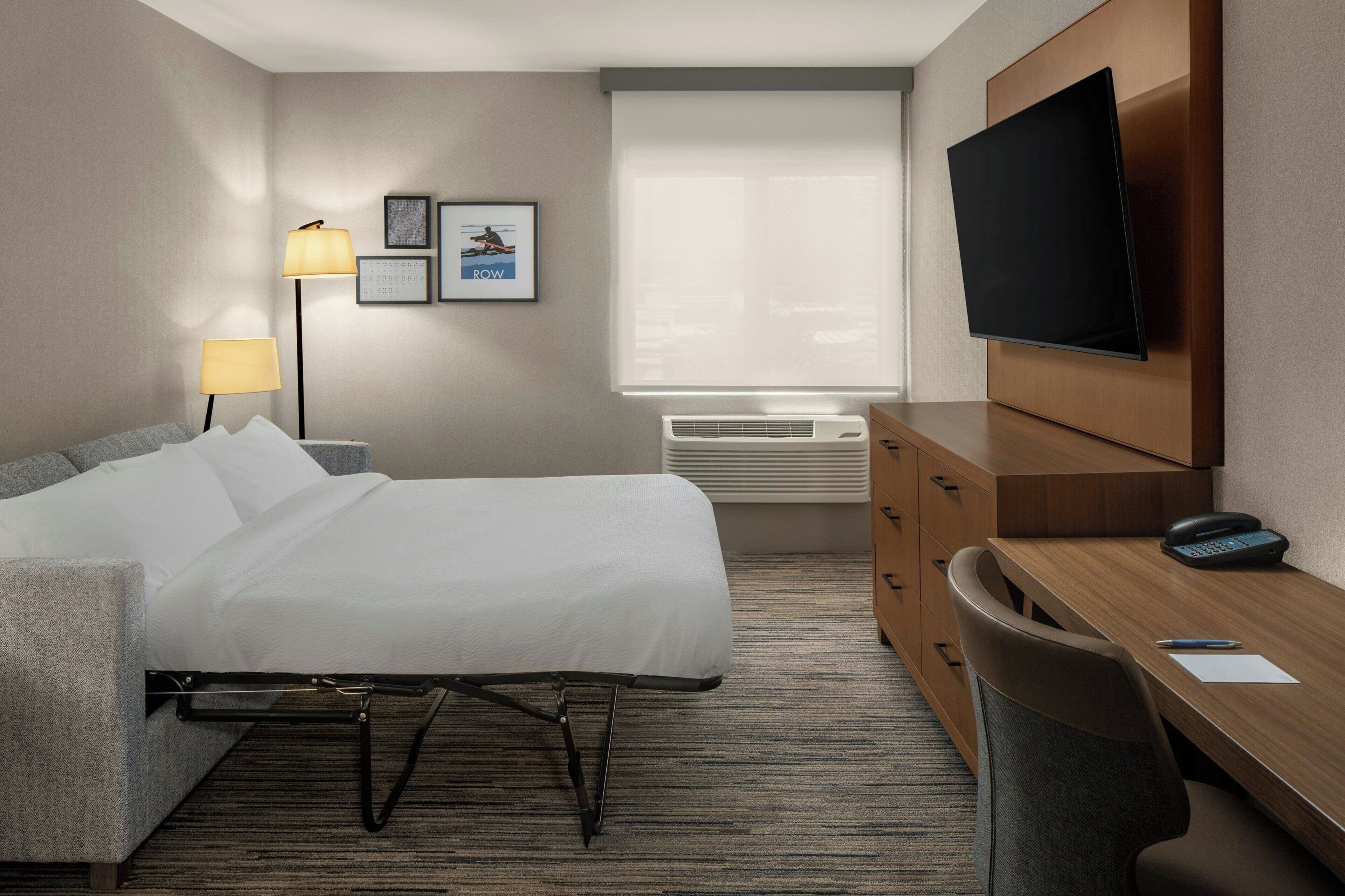 Photo - Four Points by Sheraton Downtown Seattle Center