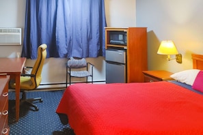 Standard Room, 1 Queen Bed, Non Smoking | Desk, rollaway beds, free WiFi, bed sheets