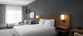 Hyatt Place San Antonio - Riverwalk