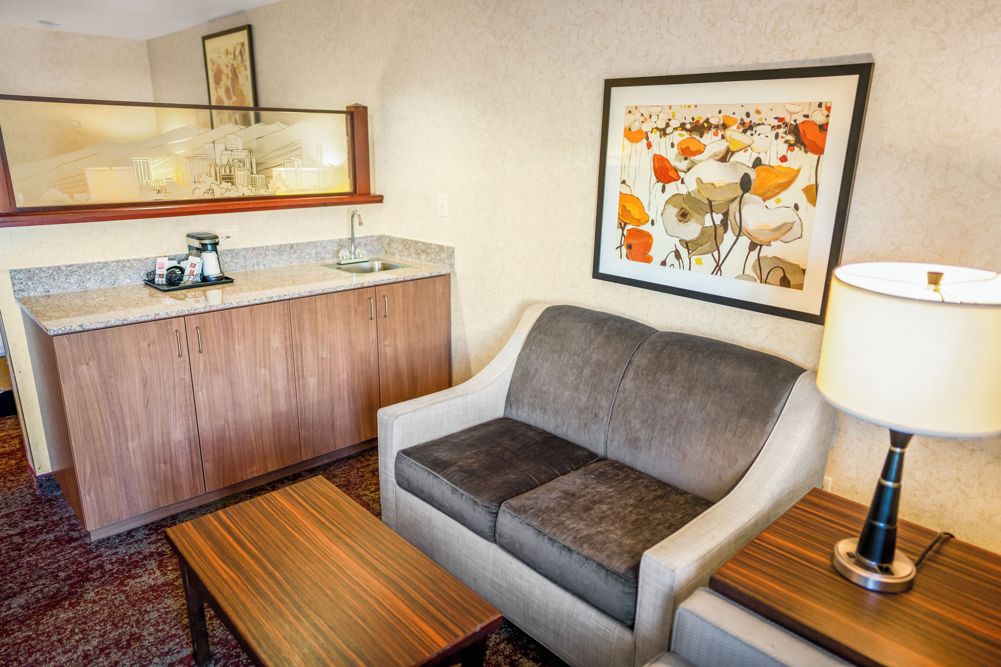 king bar, non smoking | 1 bedroom, premium bedding, in-room safe, desk