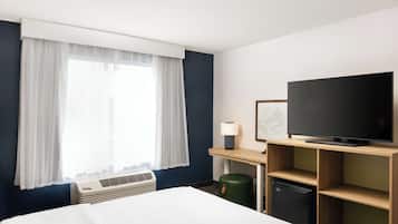 Premium bedding, desk, soundproofing, iron/ironing board