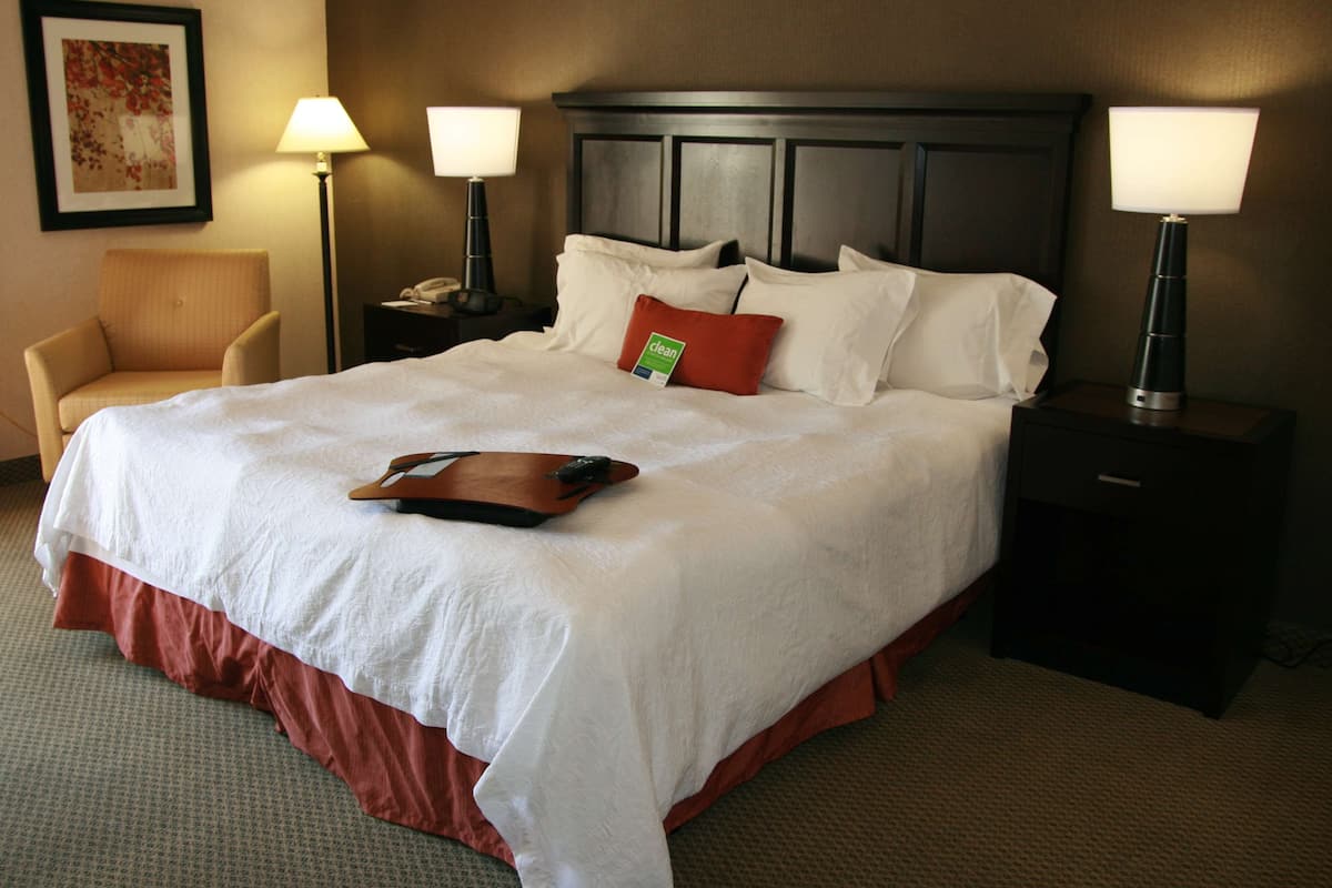 Egyptian cotton sheets, premium bedding, down duvets, in-room safe