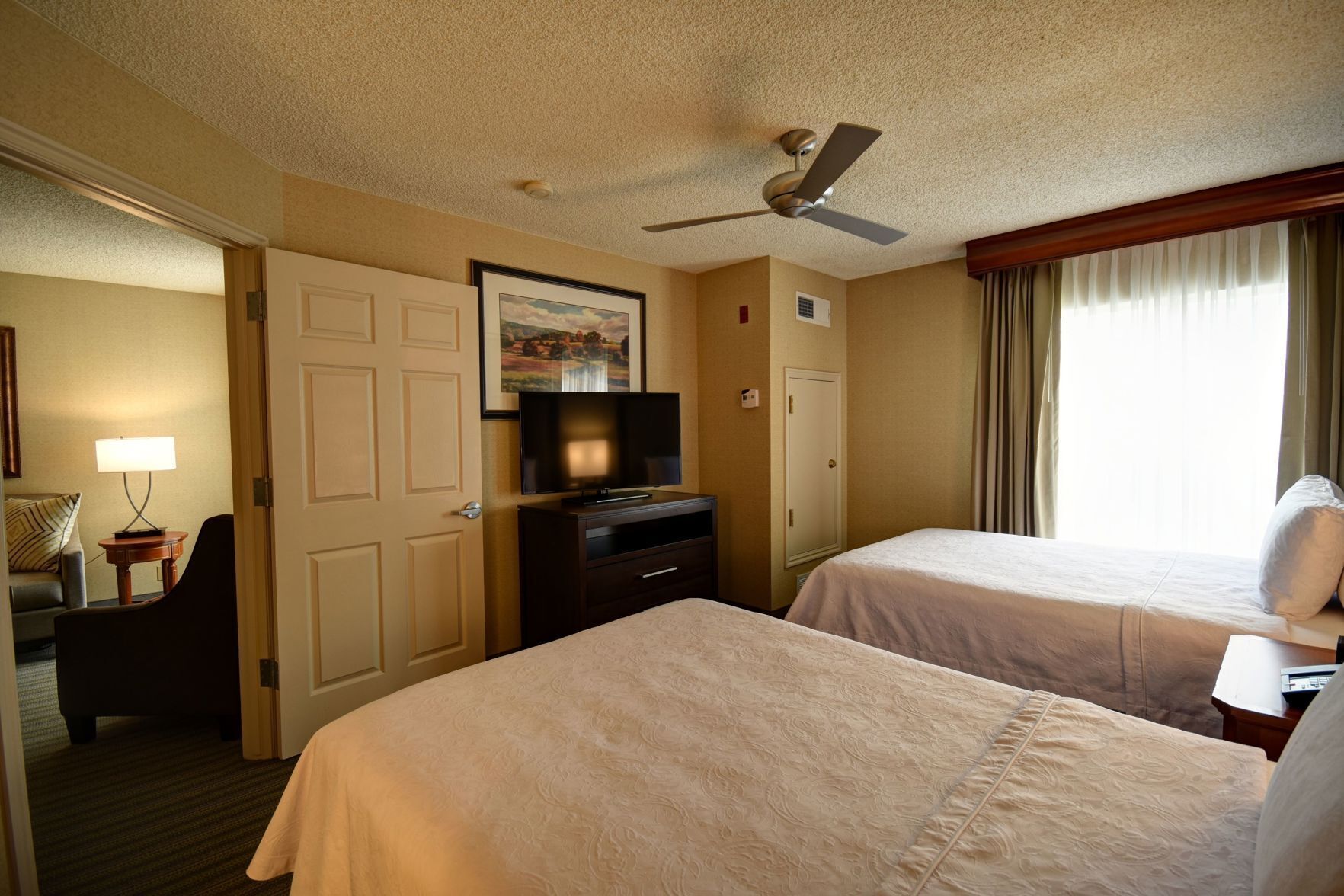 1 bedroom, desk, iron/ironing board, free wired internet