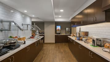 Desayuno buffet incluido todos los días