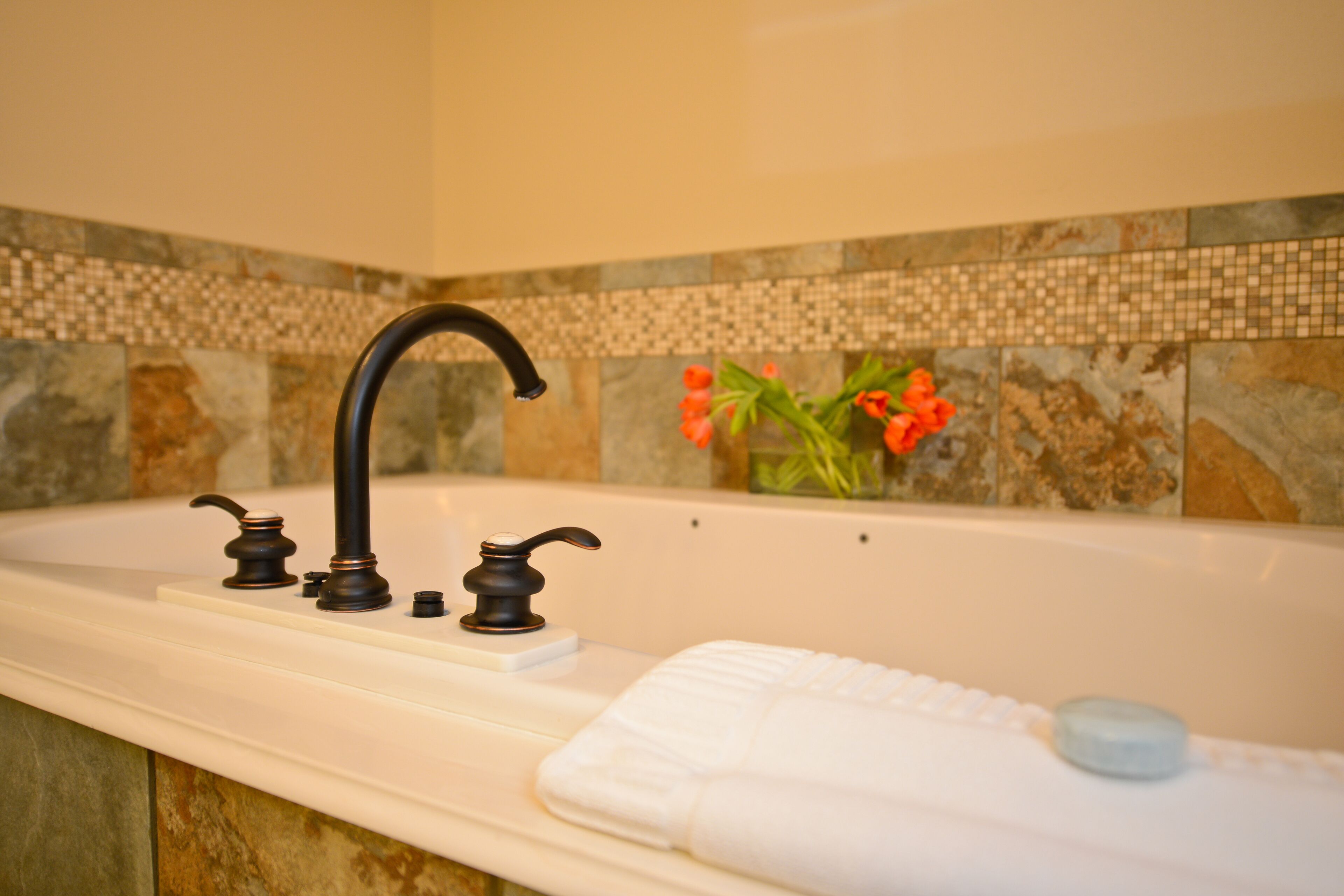 room, 1 king bed, jetted tub, courtyard area (stair access only) | jetted bathtub