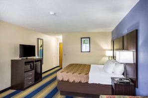 Standard Room, 1 King Bed, Non Smoking | Desk, iron/ironing board, free cribs/infant beds, rollaway beds