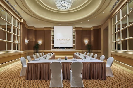 Conrad Centennial Singapore - Image 35