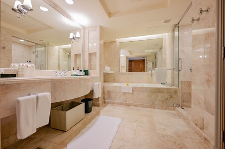 Conrad Centennial Singapore - Image 66