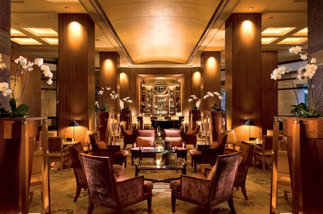 Conrad Centennial Singapore - Image 23