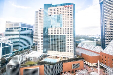 Conrad Centennial Singapore - Image 83