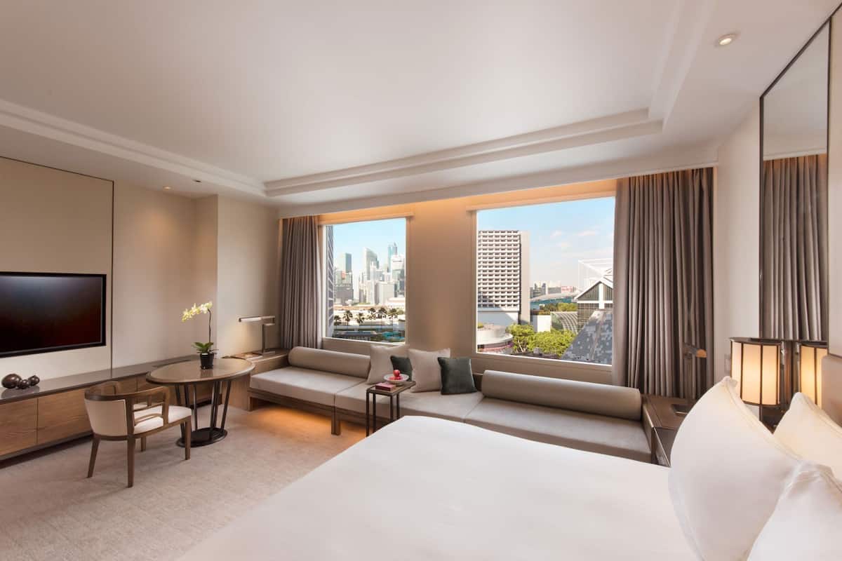 Premium bedding, down duvets, minibar, in-room safe