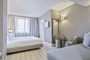 Minibar, in-room safe, blackout curtains, free WiFi