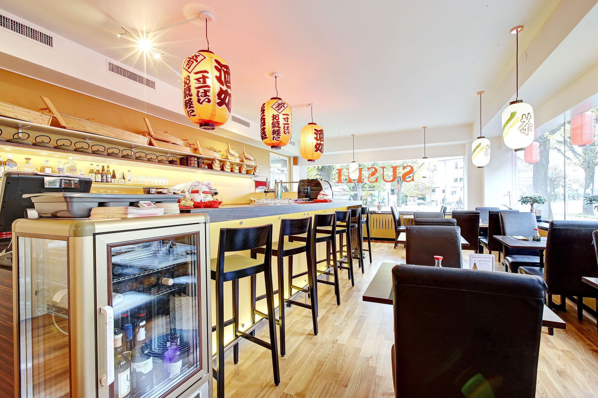 lunch, dinner served; japanese cuisine, garden views