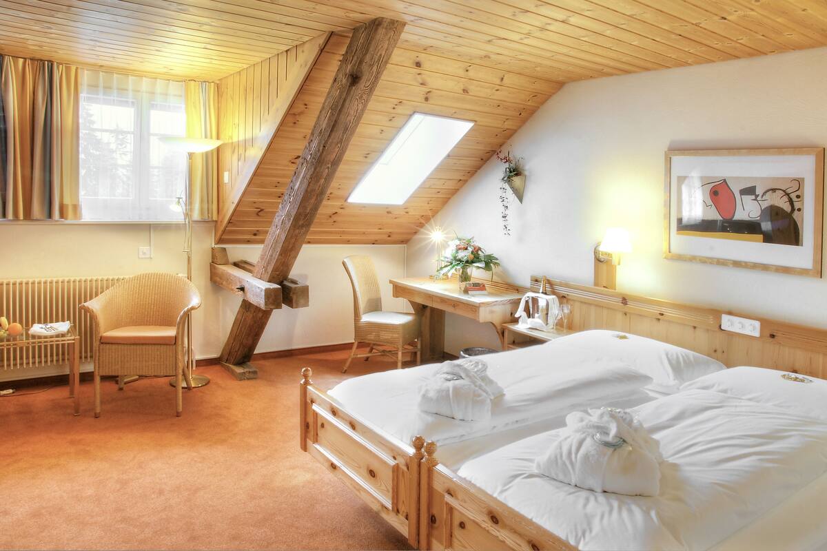 Hypo-allergenic bedding available, minibar (free items), in-room safe