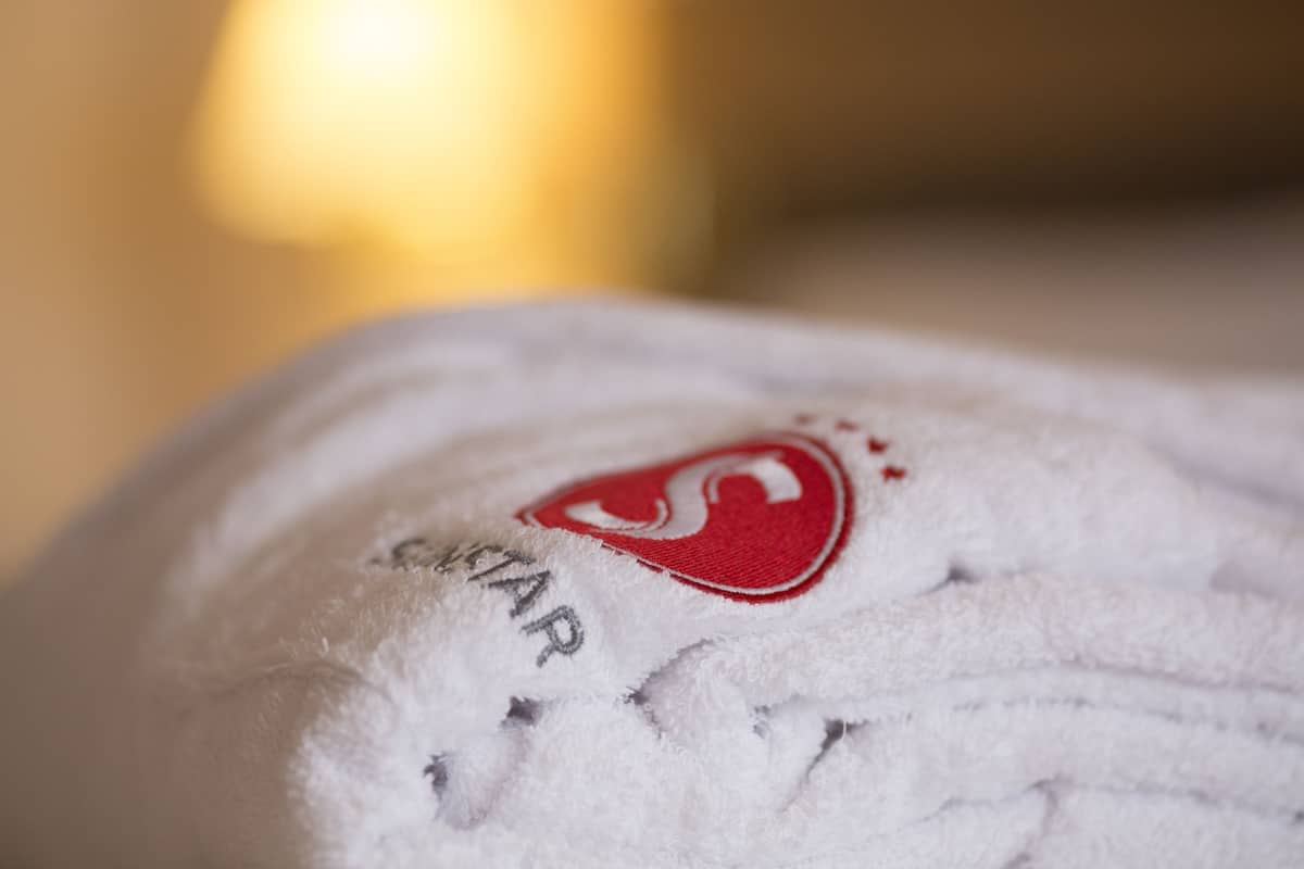 Hypo-allergenic bedding available, minibar (free items), in-room safe
