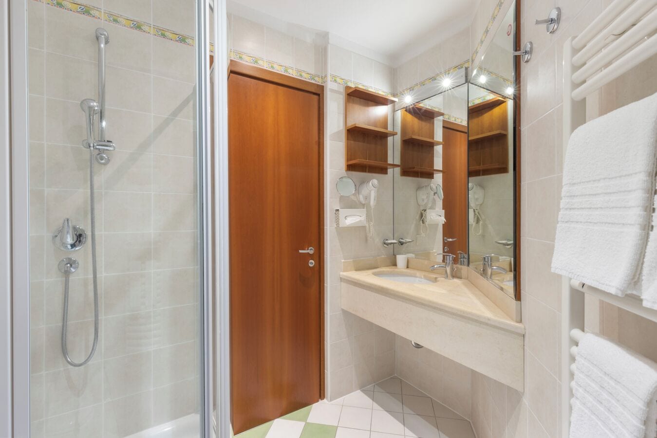 comfort double room, balcony | 1 bedroom, hypo-allergenic bedding, minibar, in-room safe