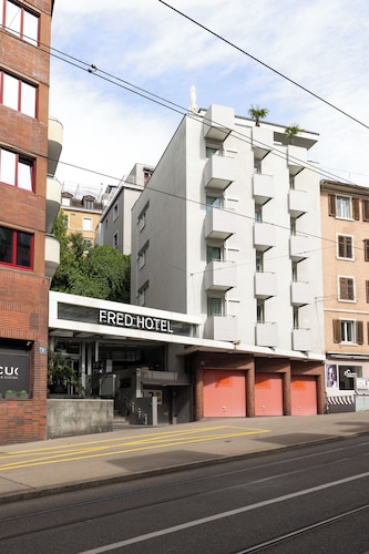 Fred Hotel Central