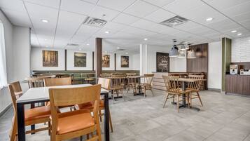 Colazione a buffet inclusa, servita tutte le mattine