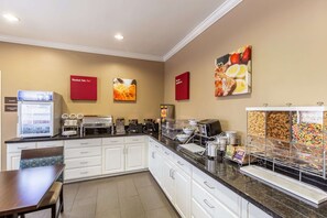 Free daily continental breakfast