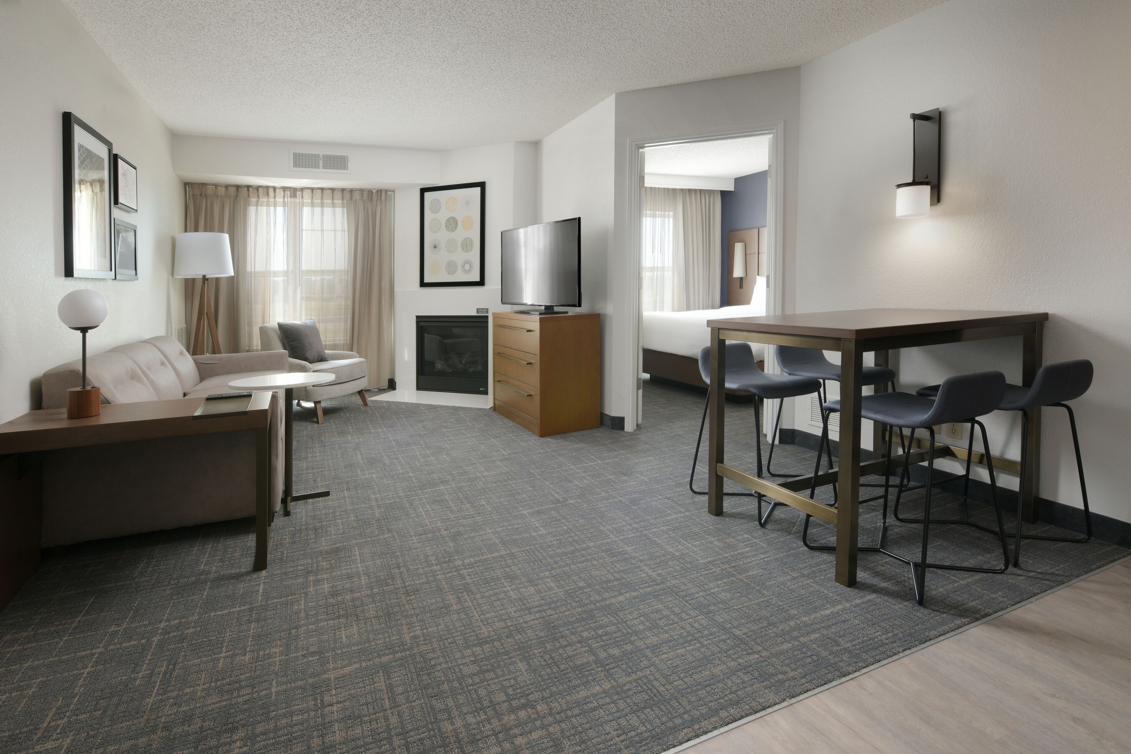 superior suite, 1 king bed (one bedroom) | premium bedding, pillow-top beds, desk, laptop workspace