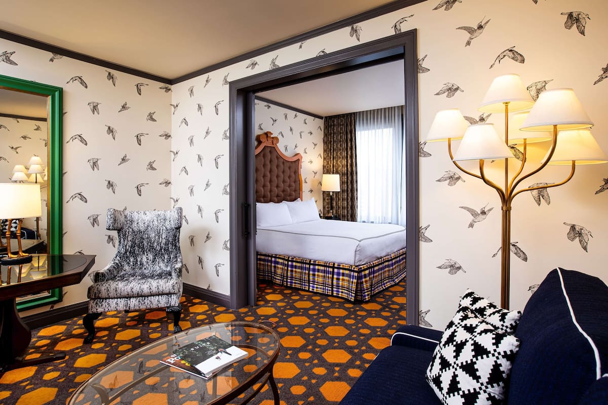 1 bedroom, Egyptian cotton sheets, premium bedding, pillow-top beds
