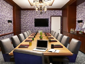 Meeting facility