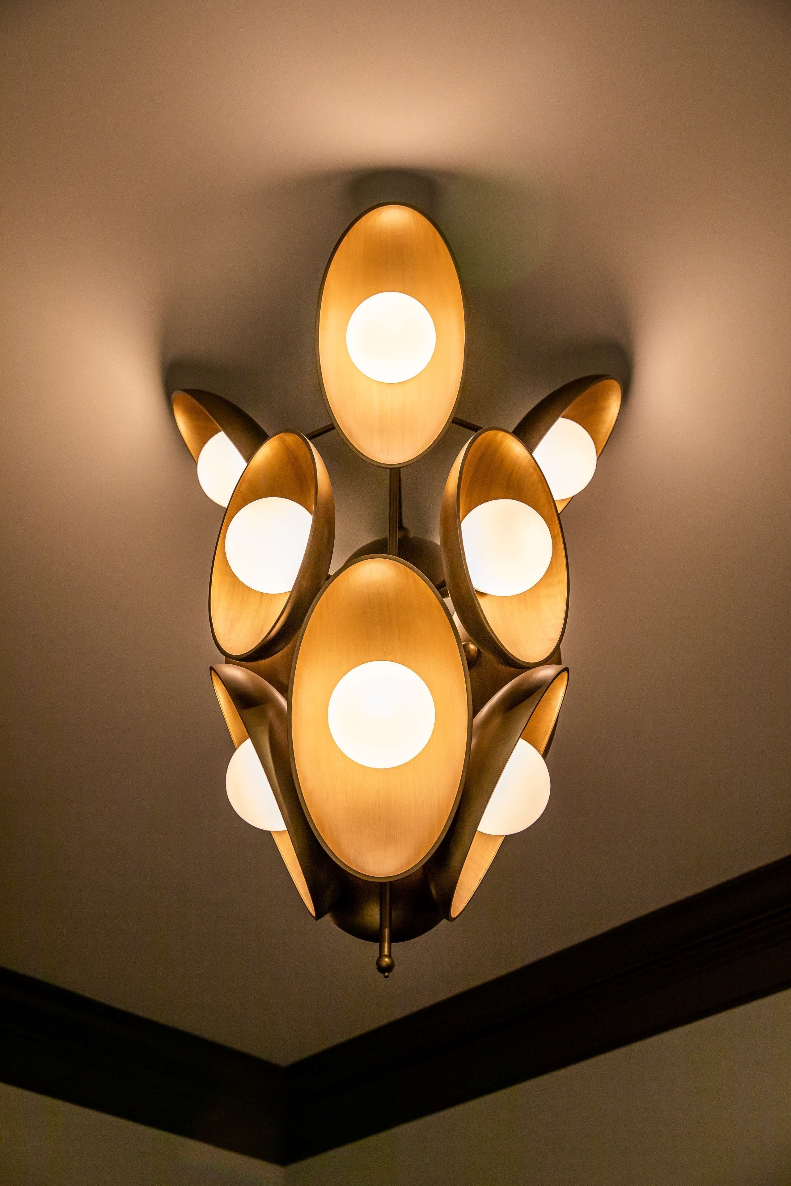 A chandelier with multiple light fixtures.