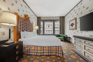 Egyptian cotton sheets, premium bedding, pillow-top beds, in-room safe