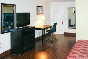 In-room safe, desk, iron/ironing board, free cots/infant beds