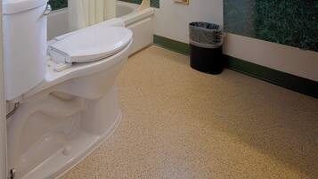 Artículos de higiene personal gratuitos, secador de pelo y toallas