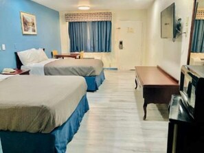 10 habitaciones, escritorio y cortinas blackout 