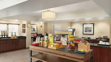 Petit déjeuner à emporter compris tous les jours