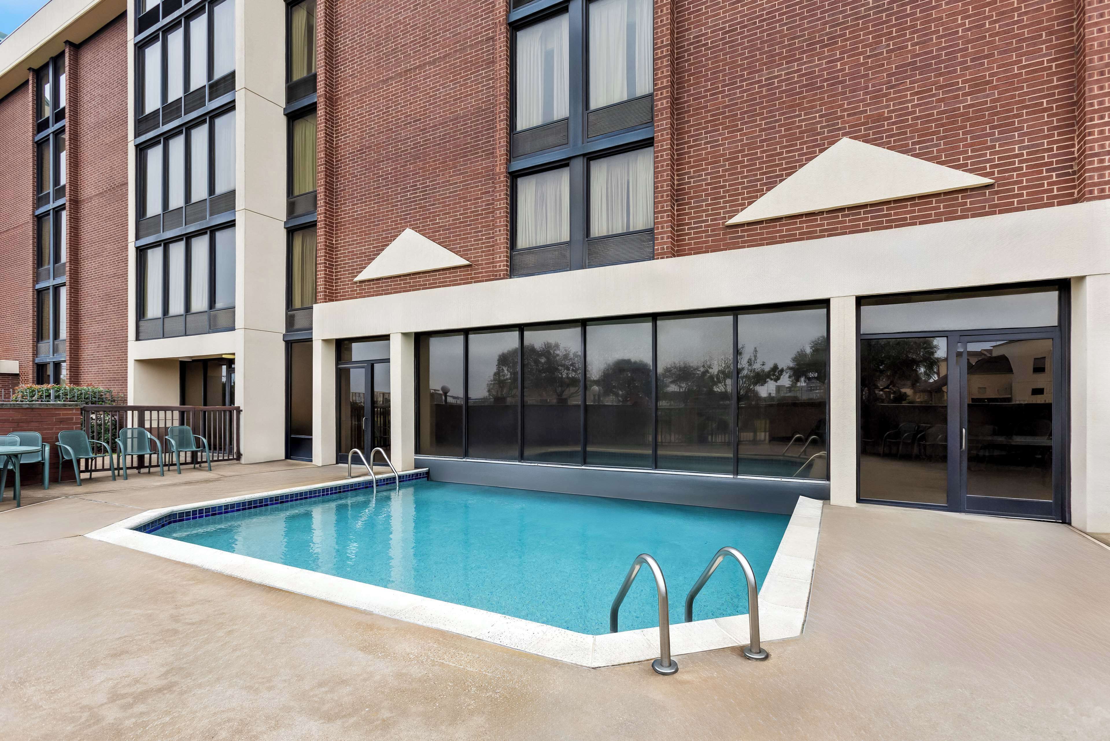 Foto - Sonesta Essential Houston Hobby Airport