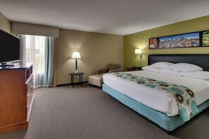 Deluxe Suite, 1 King Bed, Non Smoking