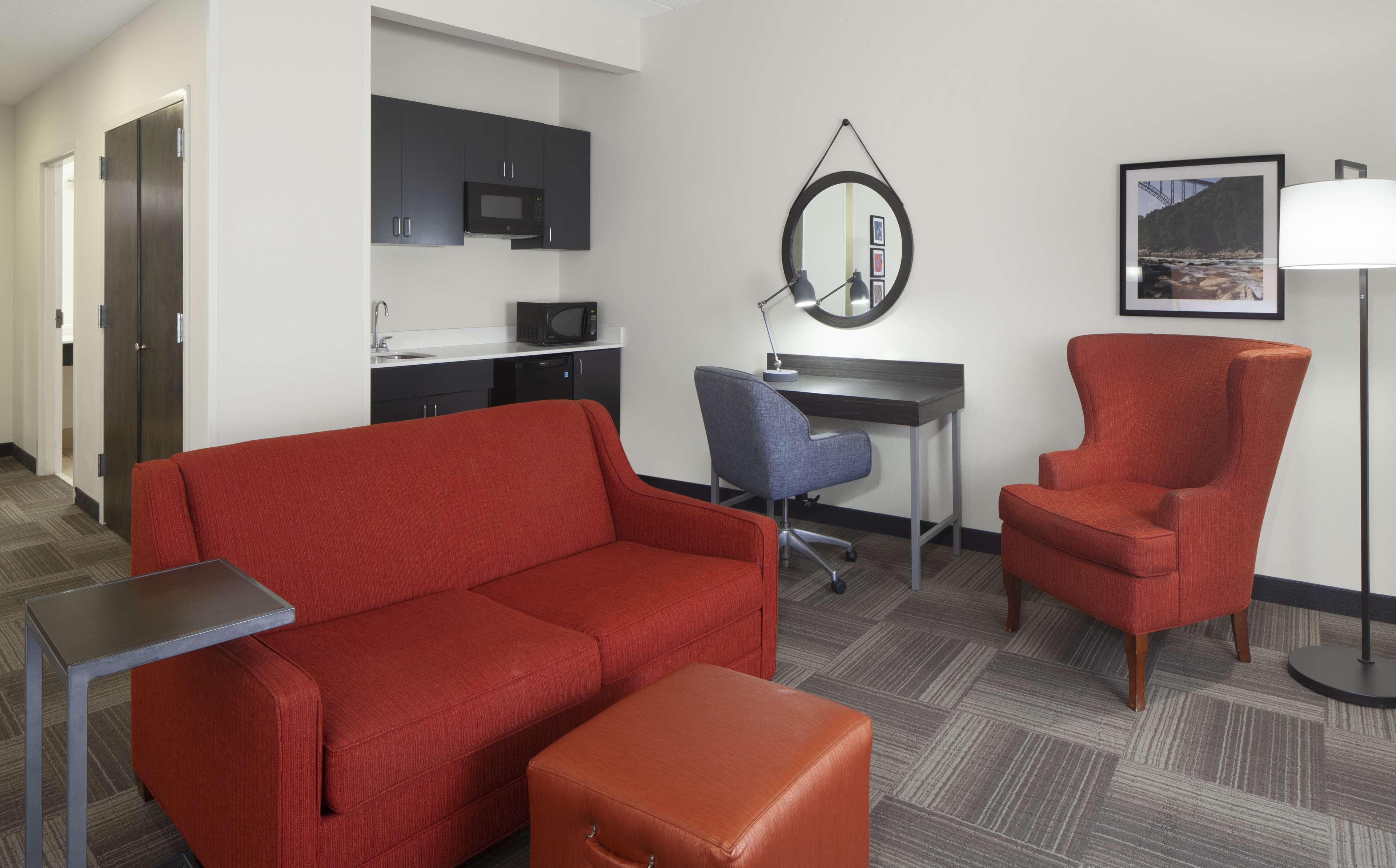 studio, 2 queen beds, accessible, bathtub | living area | tv