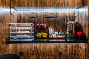 Buffet - Americana Inn (New York)