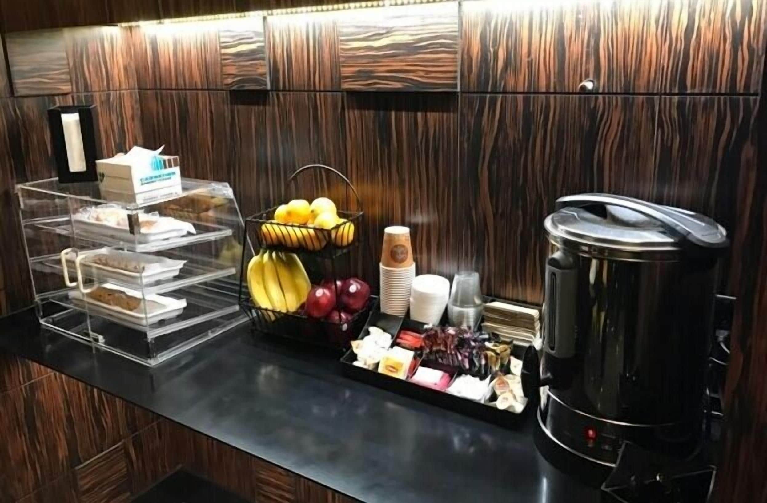 Foto - Americana Inn