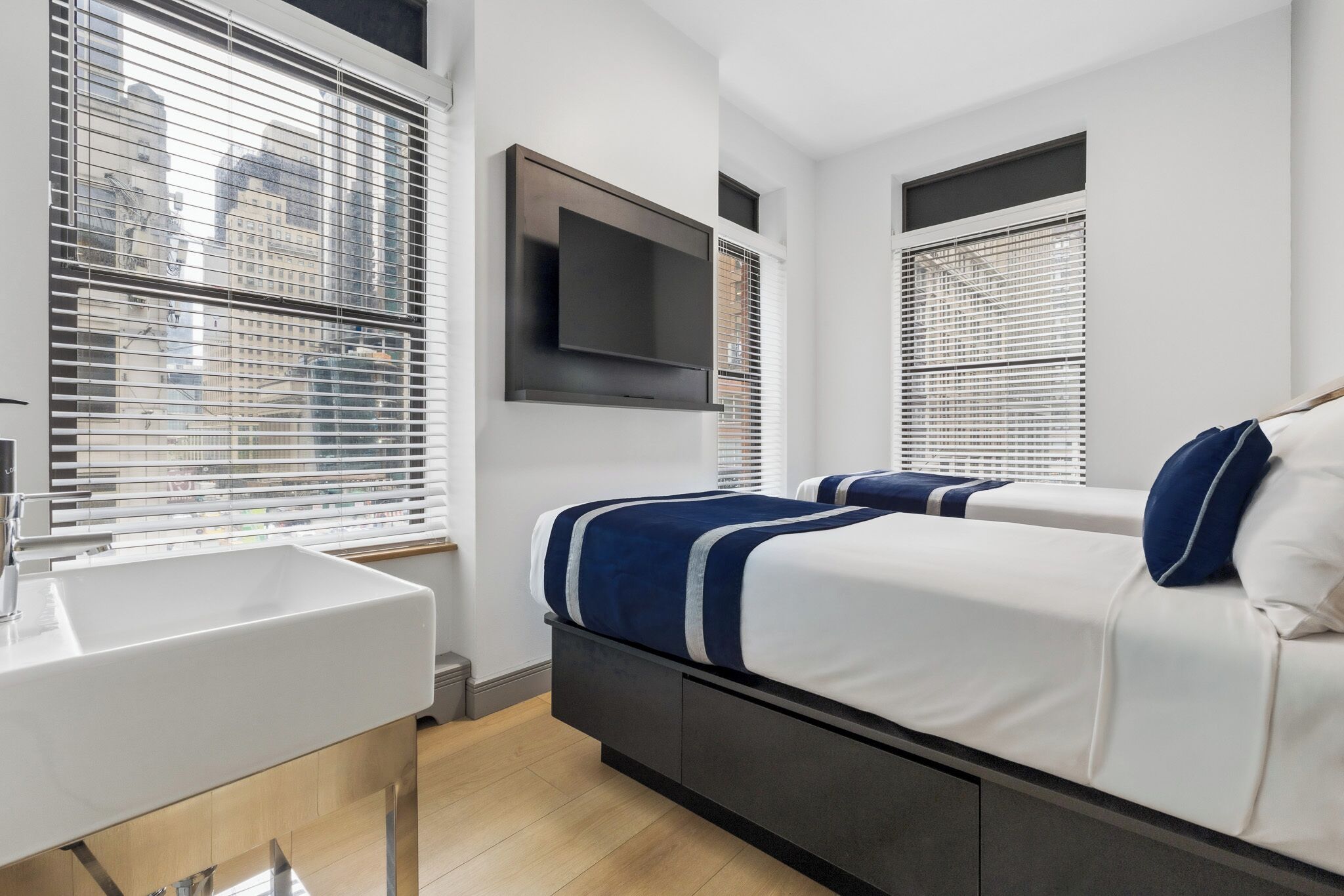 DOUBLE ROOM(Separate Beds)-SHARED BATHROOM | WiFi, 침대 시트, 휠체어로 이용 가능