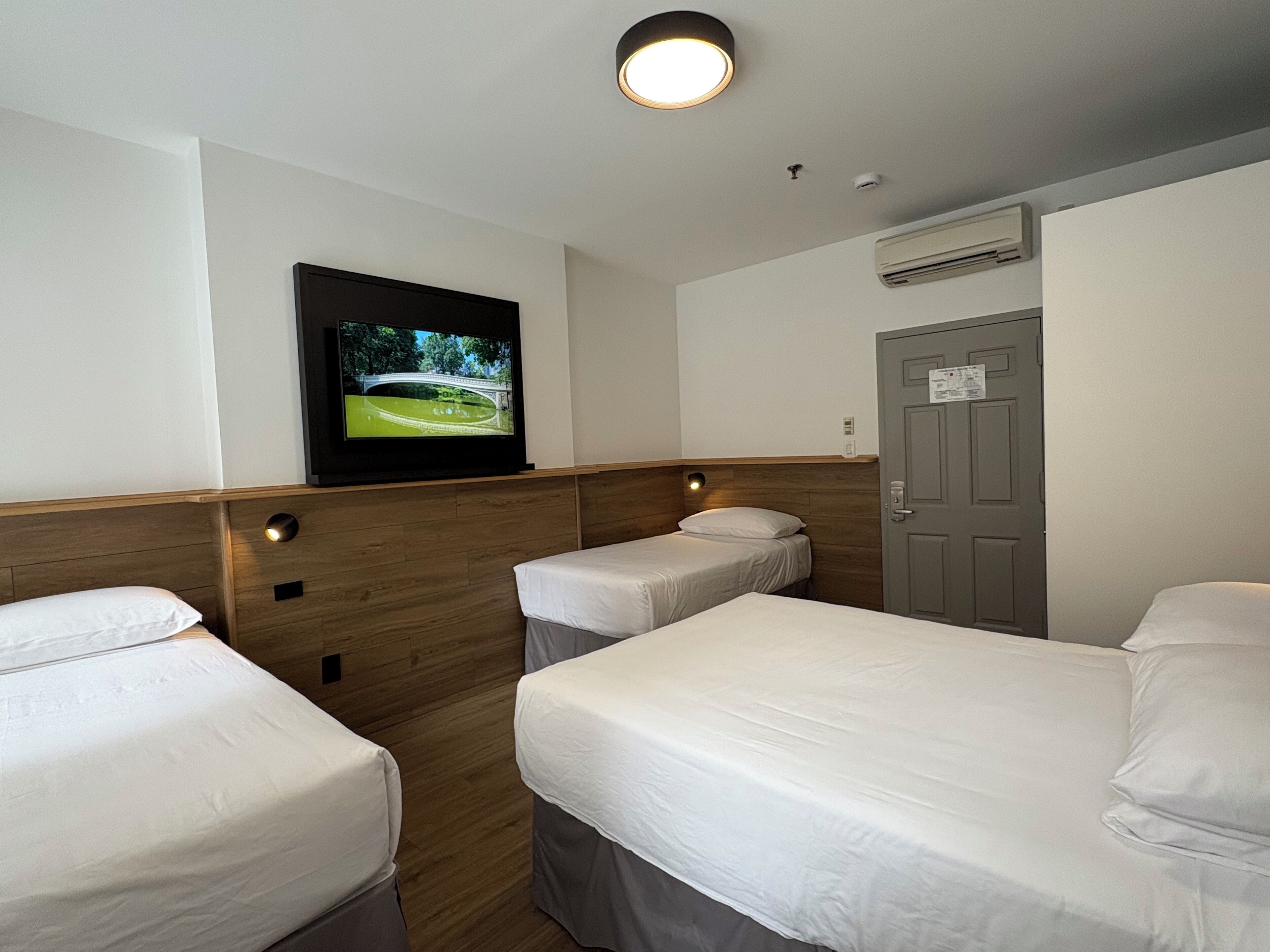 Foto - Americana Inn