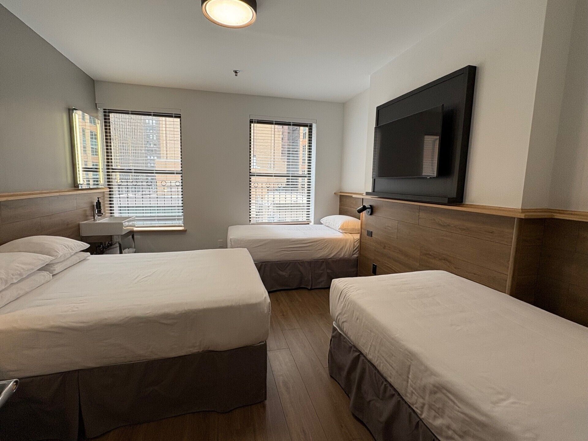 واي فاي وملاءات أسرّة وتسهيلات لدخول الكراسي المتحركة