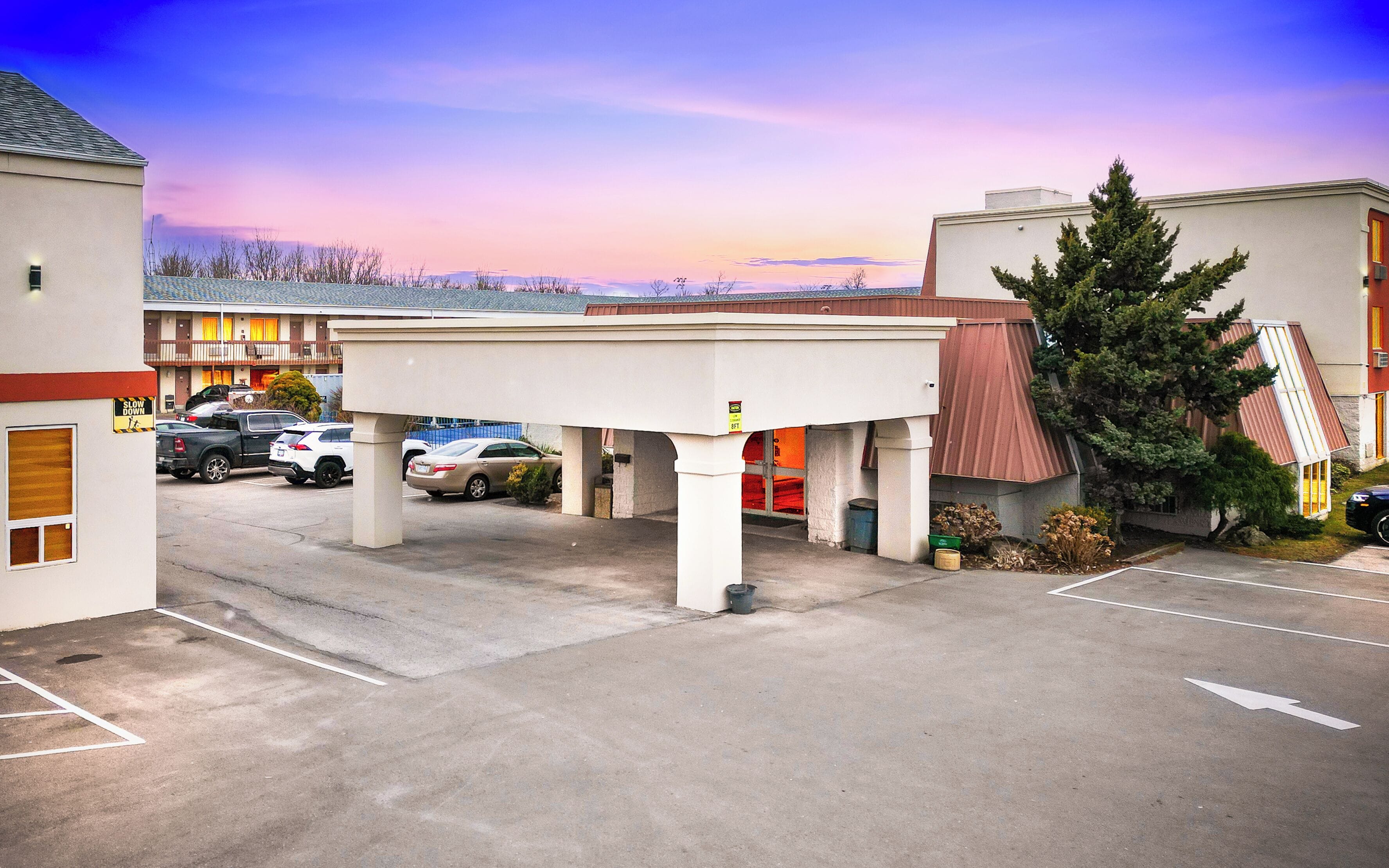 Foto - Niagara Lodge & Suites